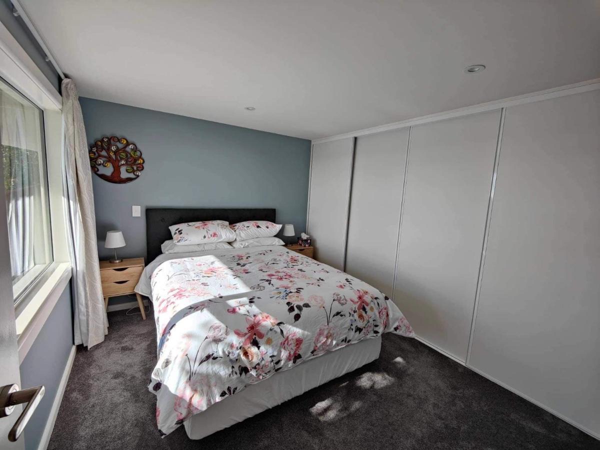 Fully Renovated Hillside Apartment Close To City Christchurch Zewnętrze zdjęcie
